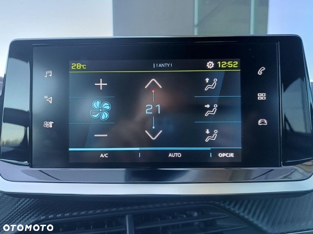 Peugeot 2008 Allure Pack - 28