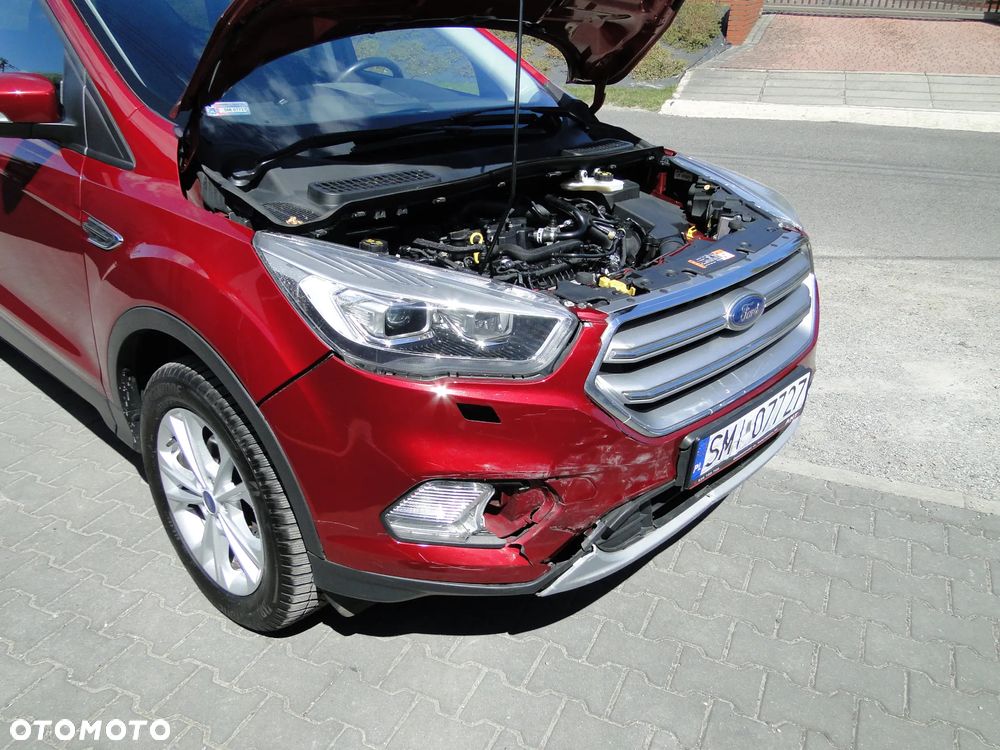 Ford Kuga 1.5 EcoBoost FWD Titanium - 38