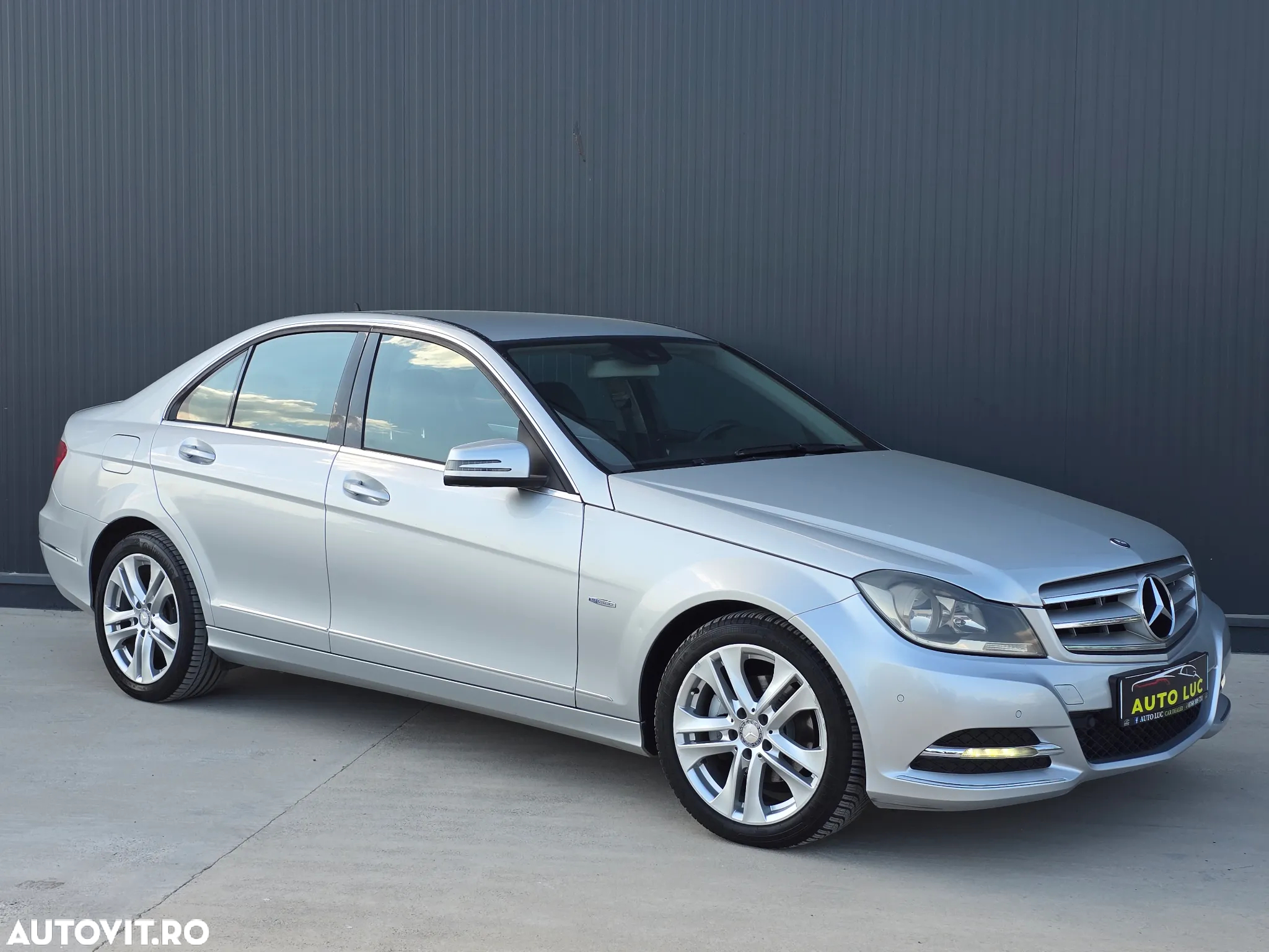 Mercedes-Benz C 200 CDI BlueEFFICIENCY - 2