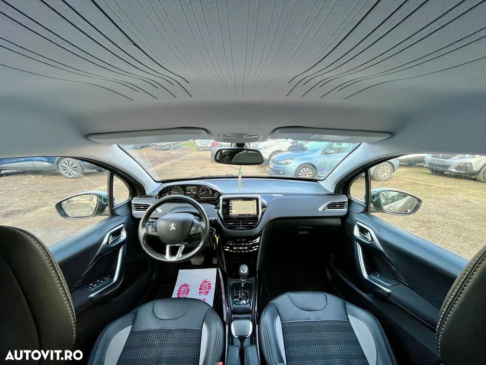 Peugeot 2008 - 14