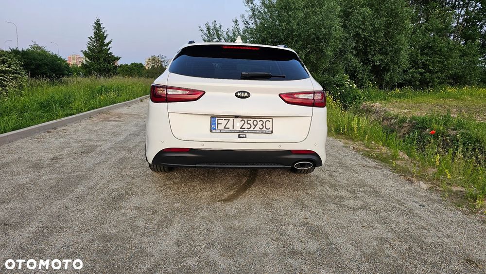 Kia Optima 1.7 CRDI XL DCT - 9
