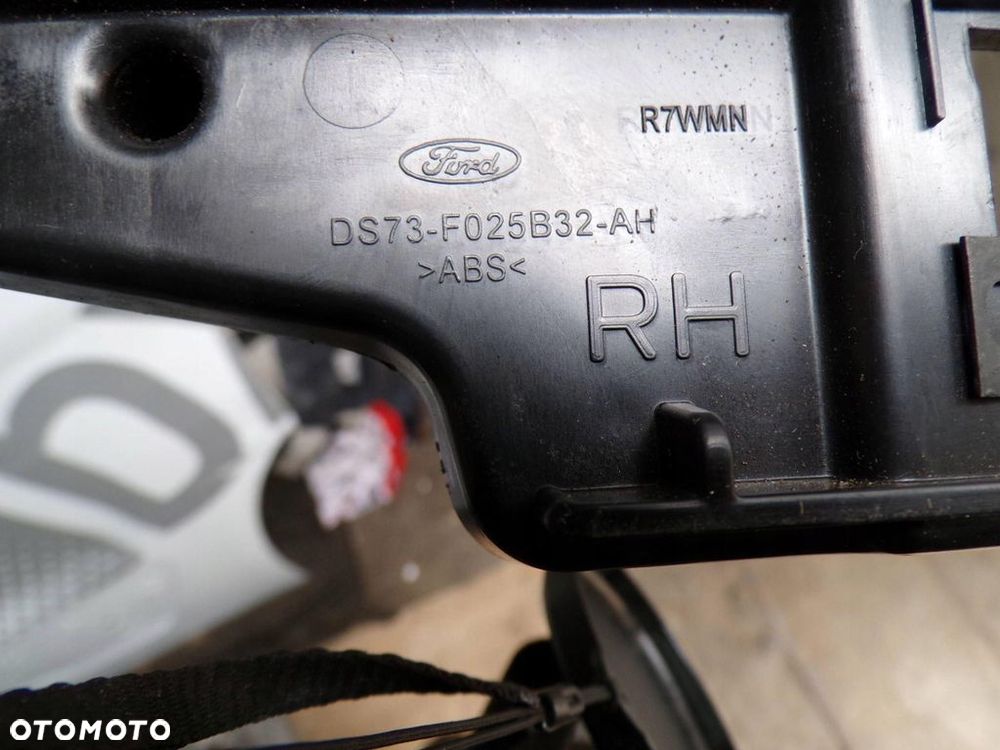 FORD MONDEO MK5 ŚLIZG MOCOWANIE ZDERZAKA PRZÓD PRAWY DS73F025B32AH - 3