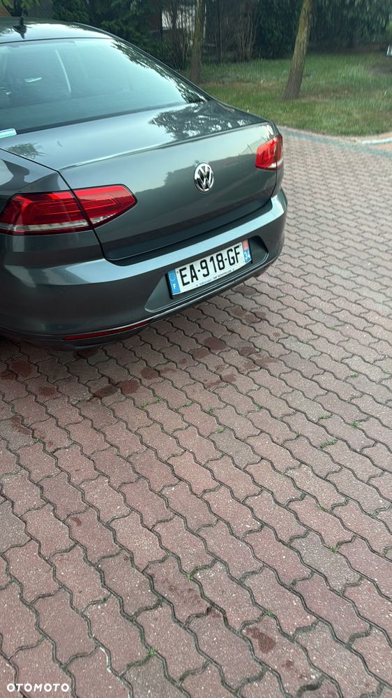Volkswagen Passat 1.6 TDI SCR DSG Comfortline - 6