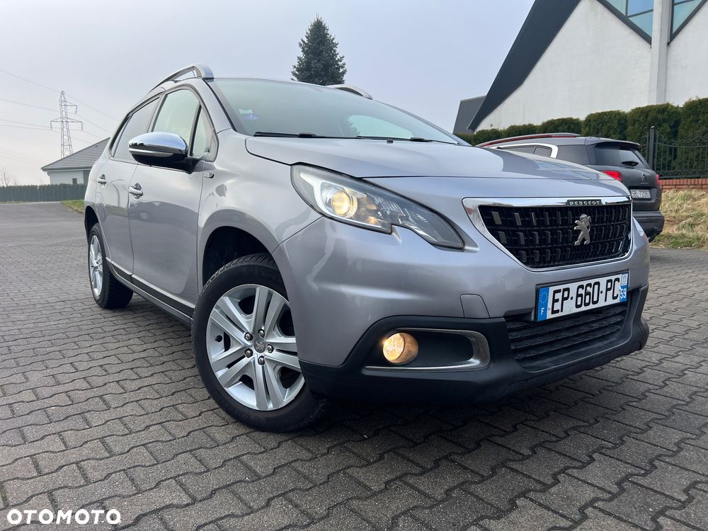 Peugeot 2008 PureTech 82 Style - 16