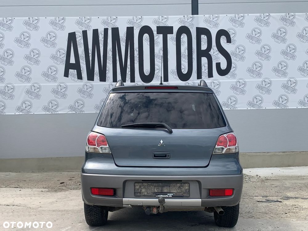 MITSUBISHI OUTLANDER 2003 *SAMOCHÓD NA CZĘŚCI* 1650 MASKA, LAMPA, DRZWI, LUSTERKO, ZDERZAK, GRILL, BŁOTNIK, KLAPA, BELKA, DESKA, FOTELE, KANAPA, ĆWIARTKA KIEROWNICA, TARCZE, ZACISKI, ZAWIESZENIE, KOMPLETNY PRZÓD, KOMPLETNY TYŁ, LICZNIK, ZEGARY, PRAWE LEWE PRZÓD TYŁ - 4