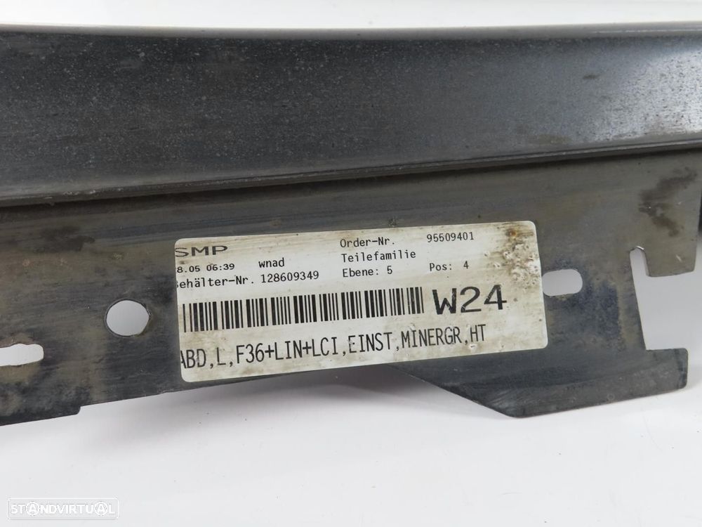 Embaladeira Plástico Esquerda Usado / Original BMW 4 Gran Coupe (F36) 5177737461... - 3