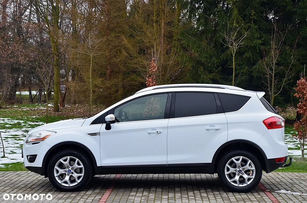 Ford Kuga - 10