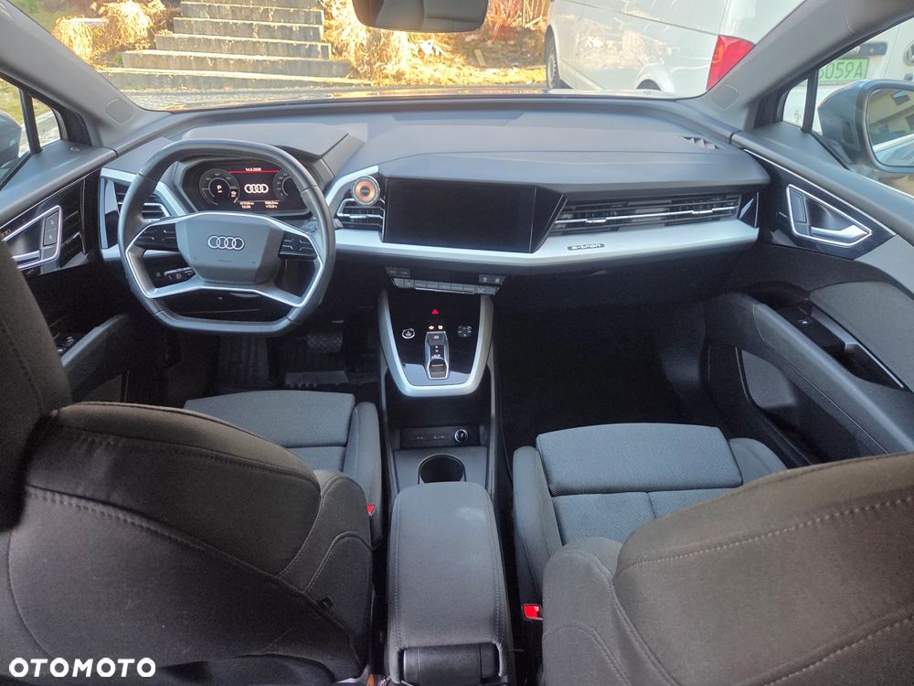 Audi Q4 e-tron - 9