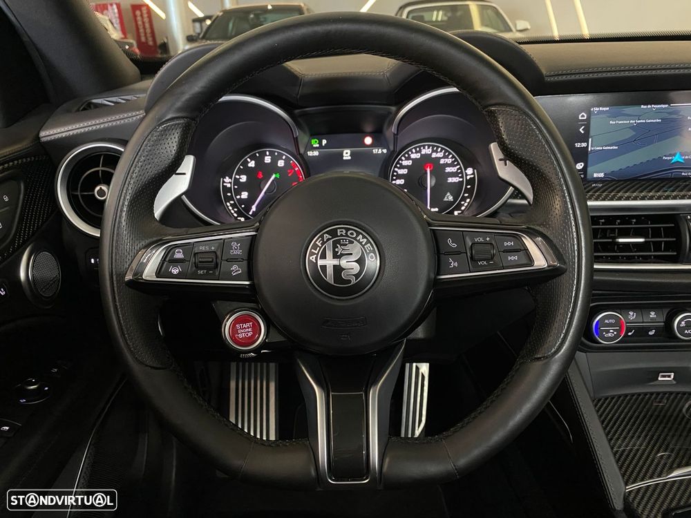 Alfa Romeo Stelvio 2.9 T Quadrifoglio AT8 Q4 - 17