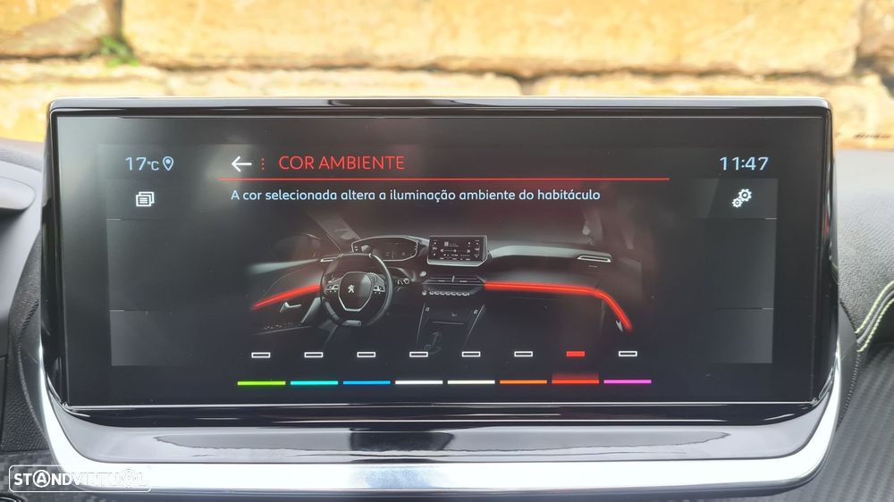 Peugeot 2008 1.5 BlueHDi GT EAT8 - 27