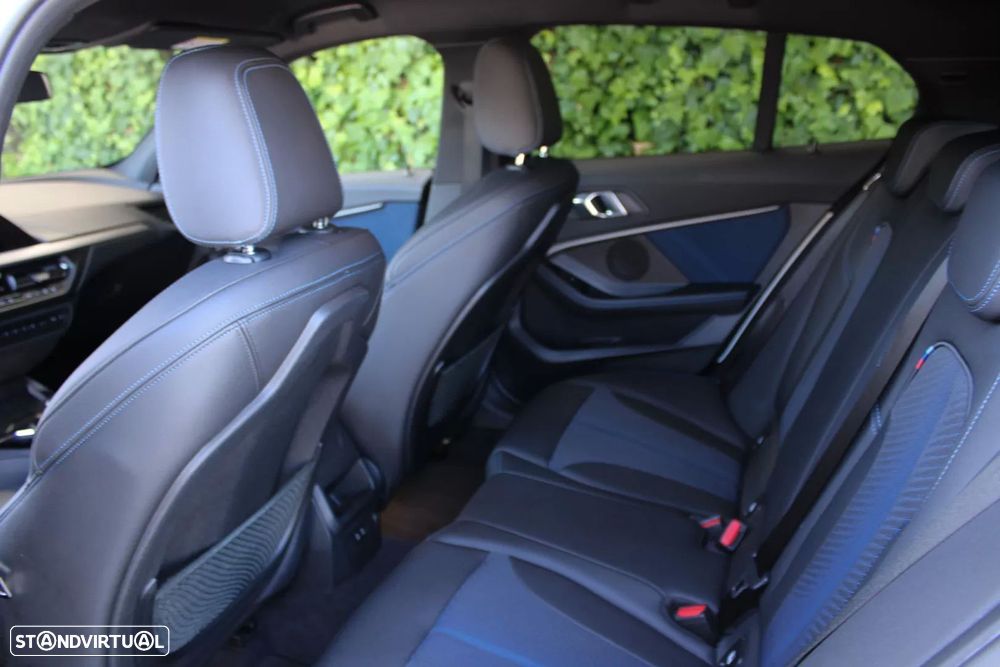 BMW 118 i Pack Desportivo M Auto - 12