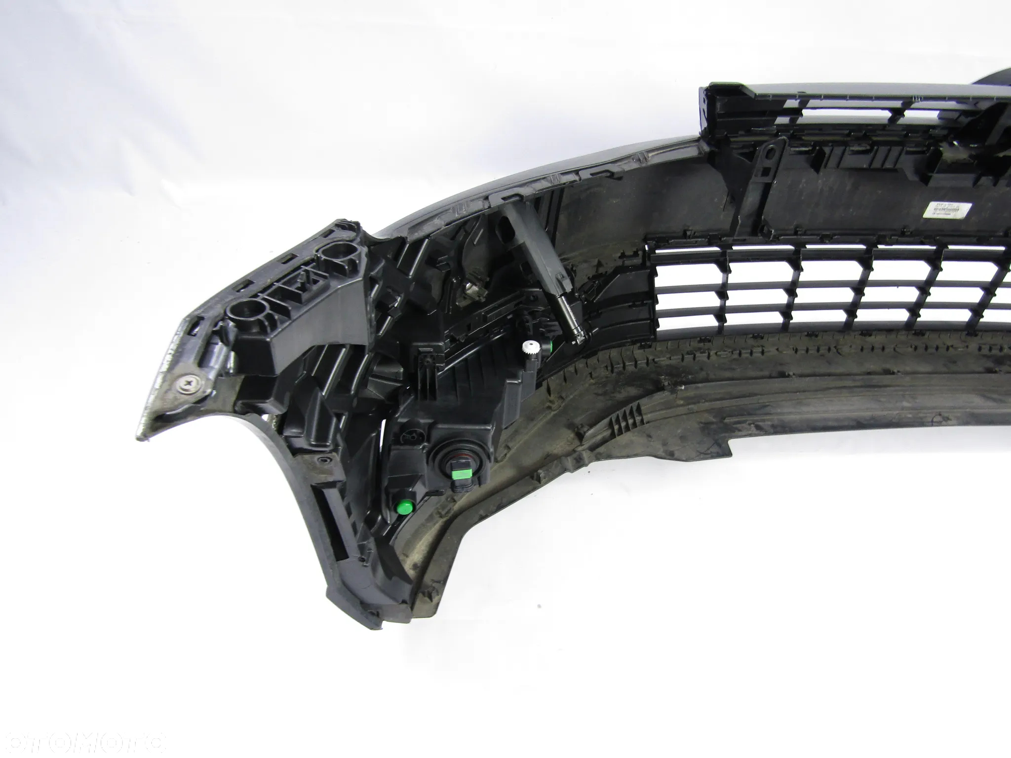 Zderzak przedni VW Golf 7 17 - 20 Sprysk. / Pdc-6 LC9X - 18