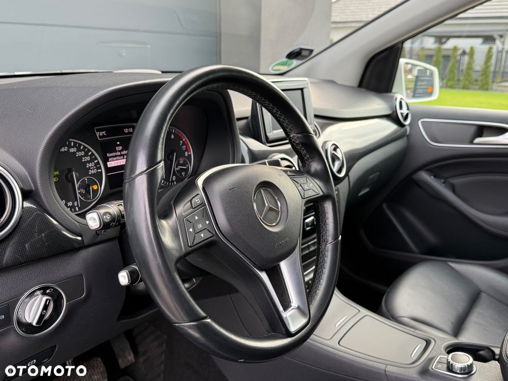 Mercedes-Benz Klasa B 200 7G-DCT Edition - 12