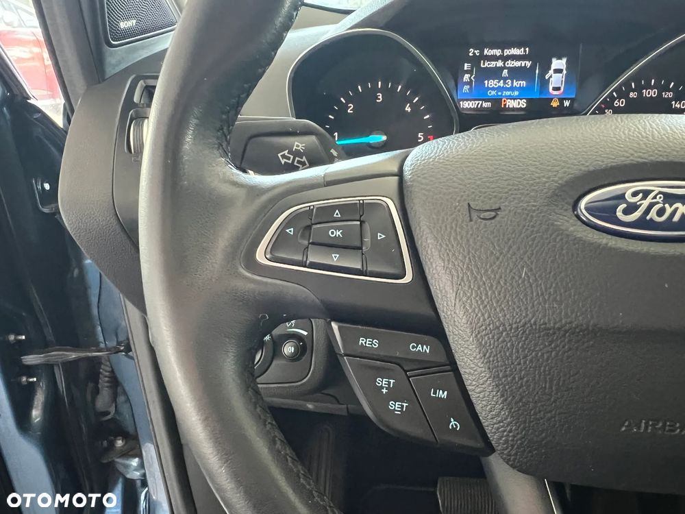 Ford Kuga 2.0 TDCi FWD Titanium - 25