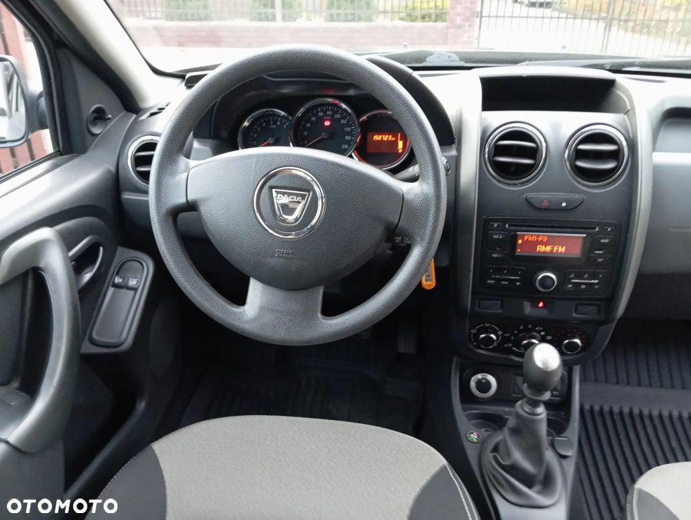 Dacia Duster 1.6 Laureate - 27