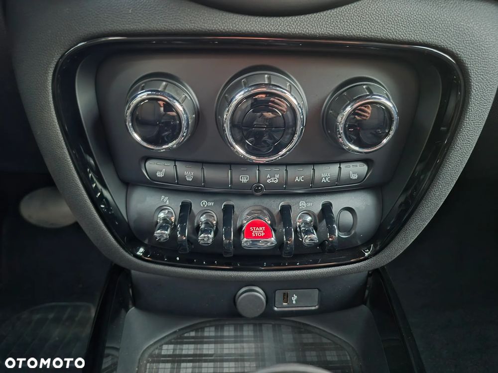 MINI Clubman Cooper Estate Edition - 16