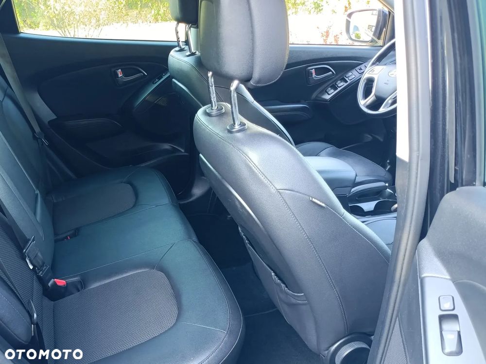 Hyundai ix35 1.7 CRDi 2WD blue Comfort - 14