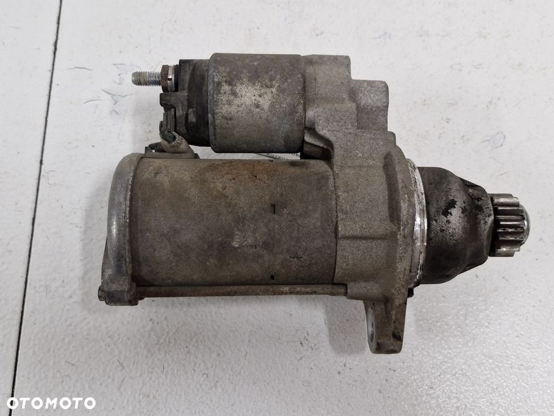 fiat 500x 1.6 b e-torq rozrusznik 51975678 - 8