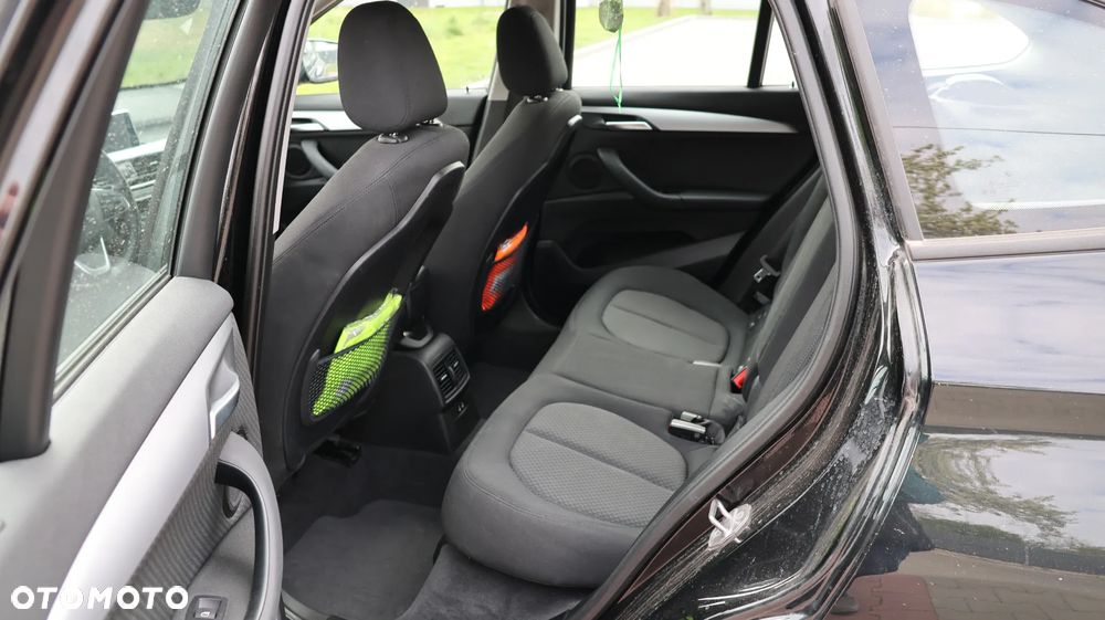 BMW X1 sDrive18d Advantage - 14
