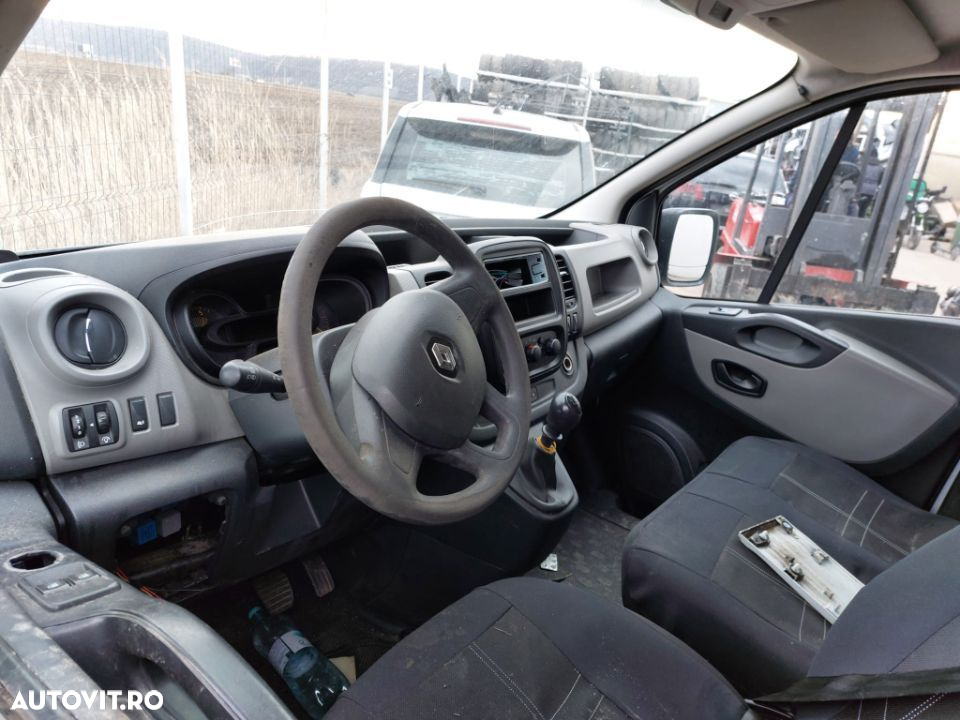 Dezmembrari Renault Trafic 2017 van 1.6dci - 3