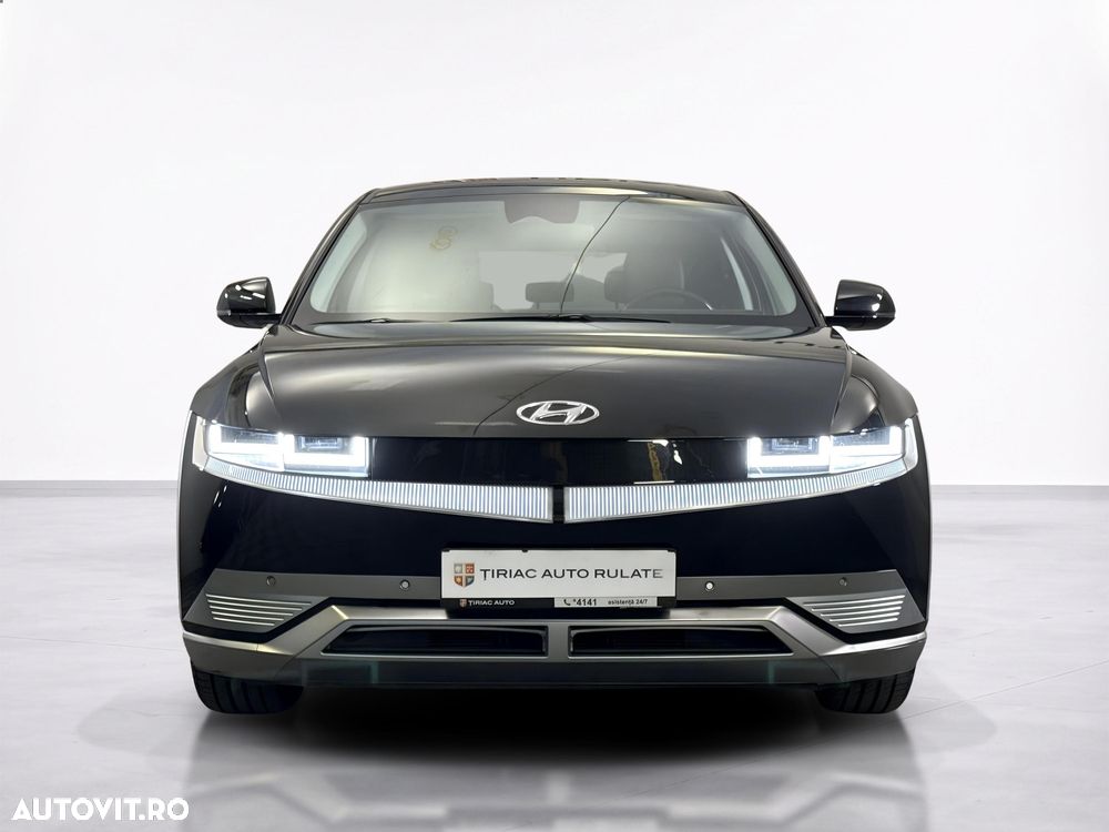 Hyundai IONIQ - 9