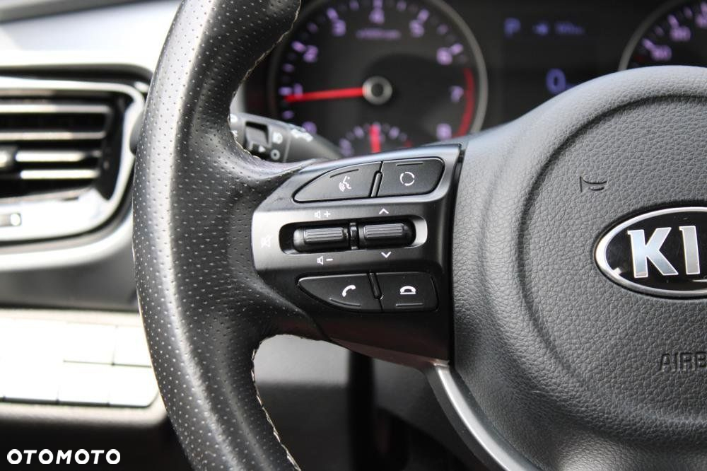 Kia Stonic - 18