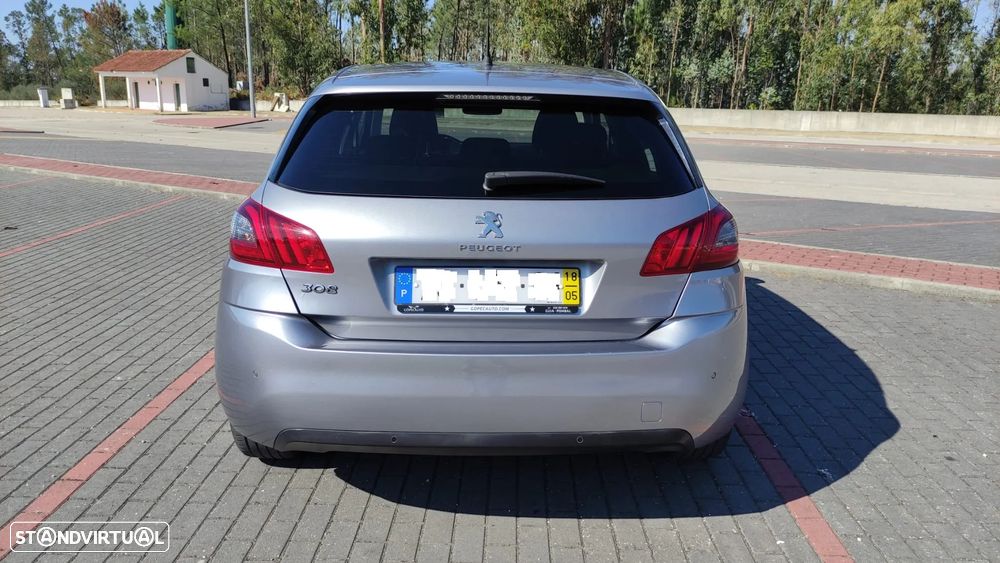Peugeot 308 - 6