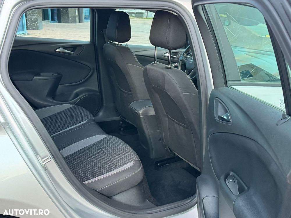 Opel Astra 1.5 D Start/Stop Automatik Business Edition - 9