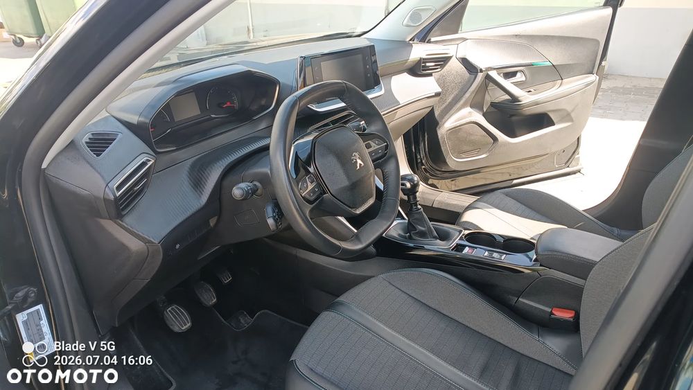 Peugeot 2008 1.2 PureTech Active S&S - 13