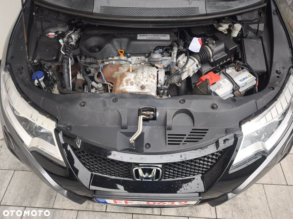 Honda Civic 1.6 i-DTEC Comfort Black Edition - 31