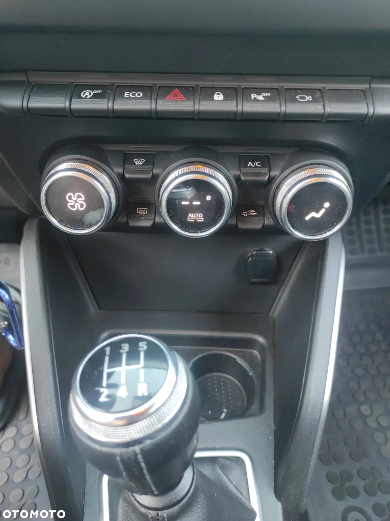 Dacia Duster 1.6 SCe Prestige - 7