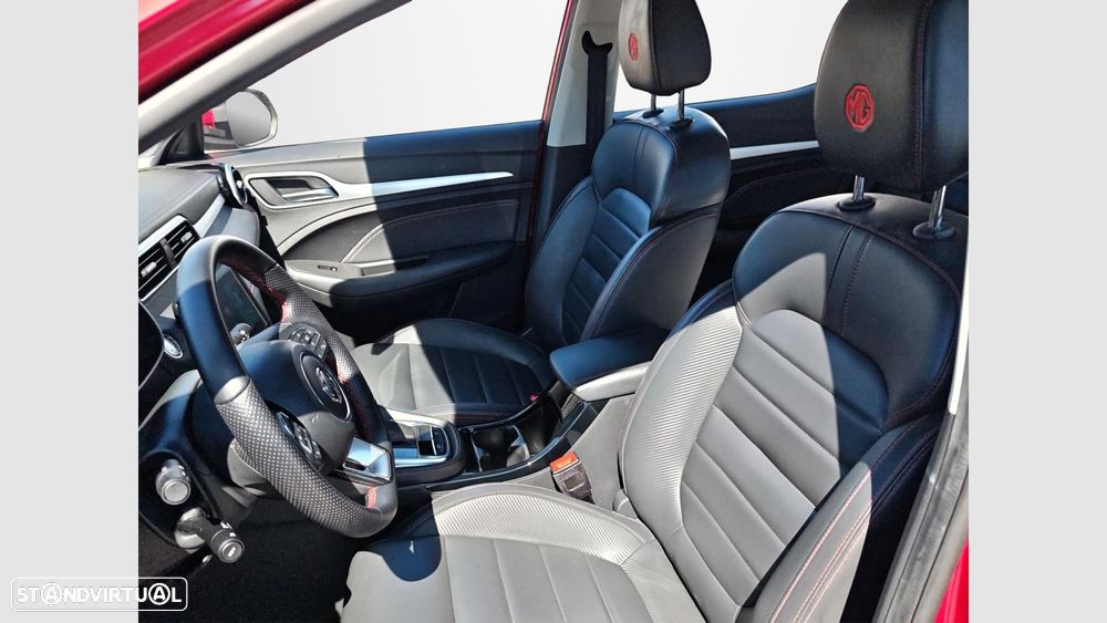 MG ZS 1.0 T-GDI Luxury Aut. — fotografia 14