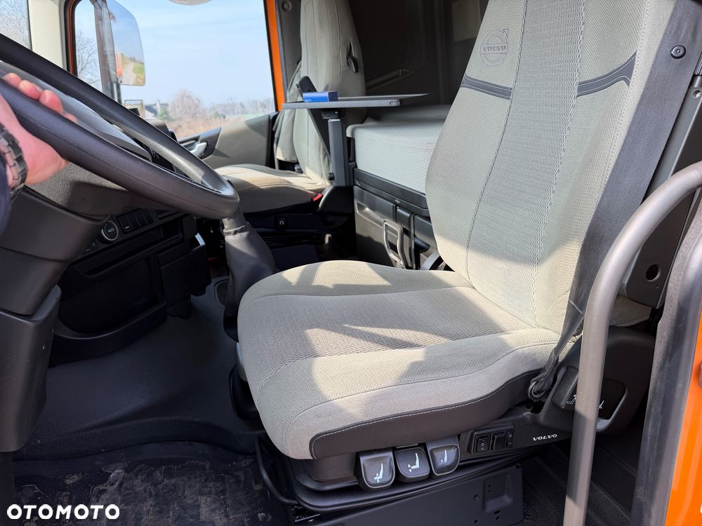 Volvo fh500 6x4 volvo do lasu do drzewa, manual specjalny - 21