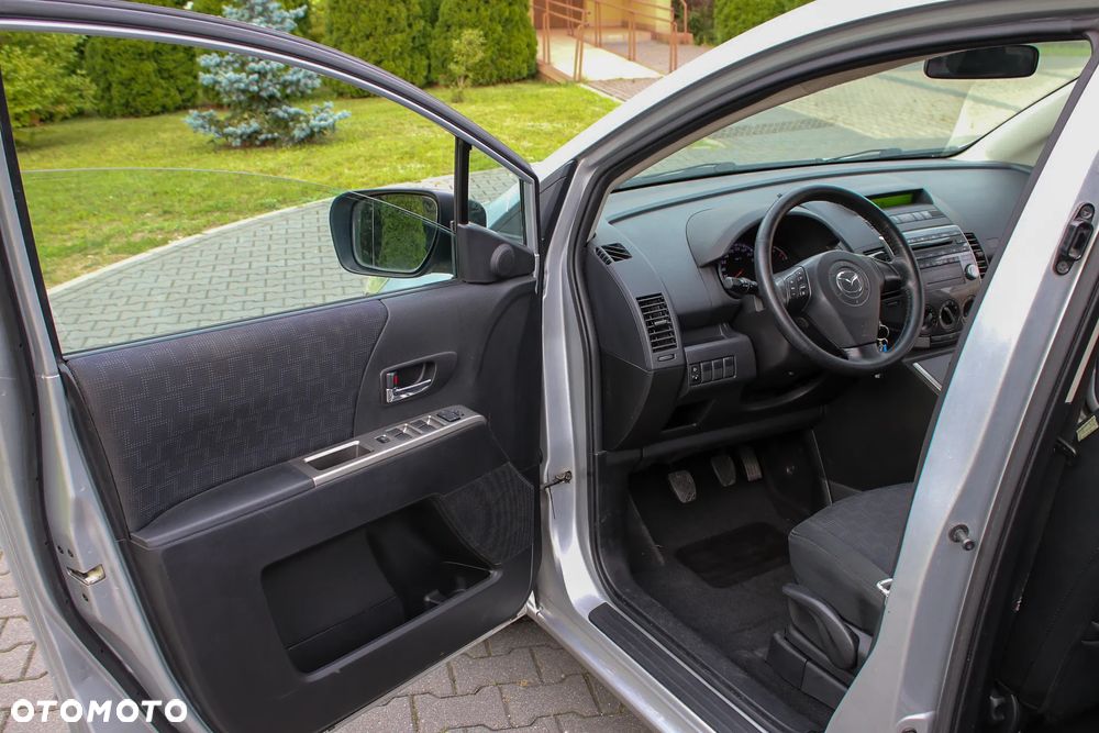 Mazda 5 2.0 Active - 34
