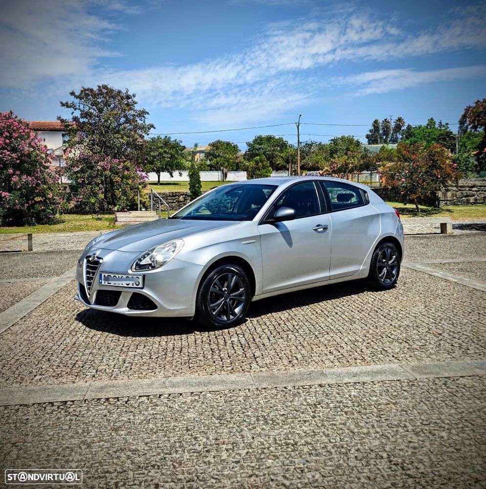 Alfa Romeo Giulietta 1.6 JTDM 16V Sport - 24