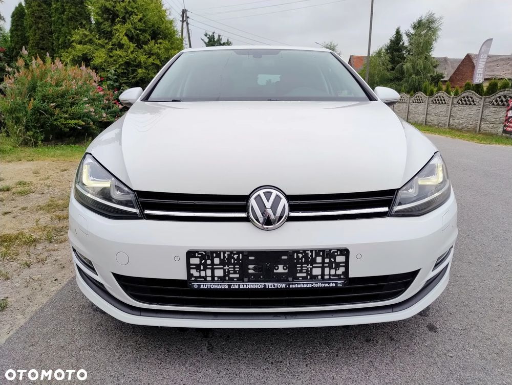 Volkswagen Golf - 5