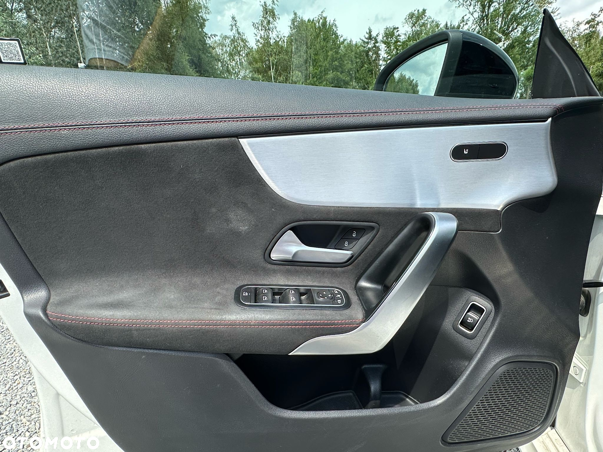 Mercedes-Benz CLA 180 AMG Line 7G-DCT - 14