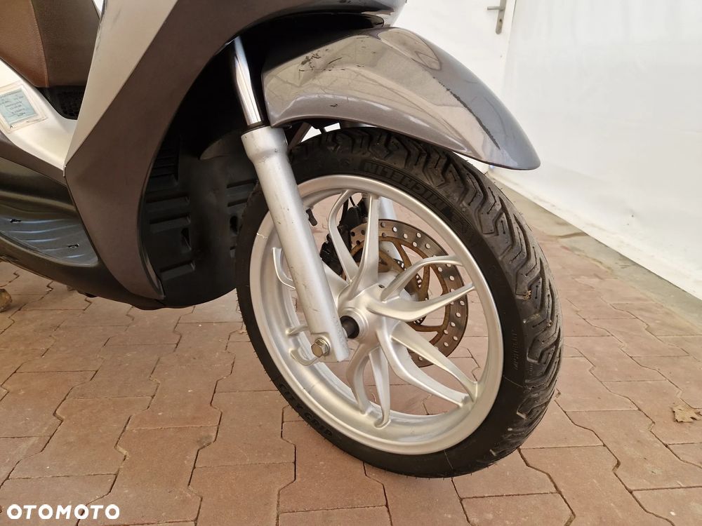 Piaggio Medley - 26