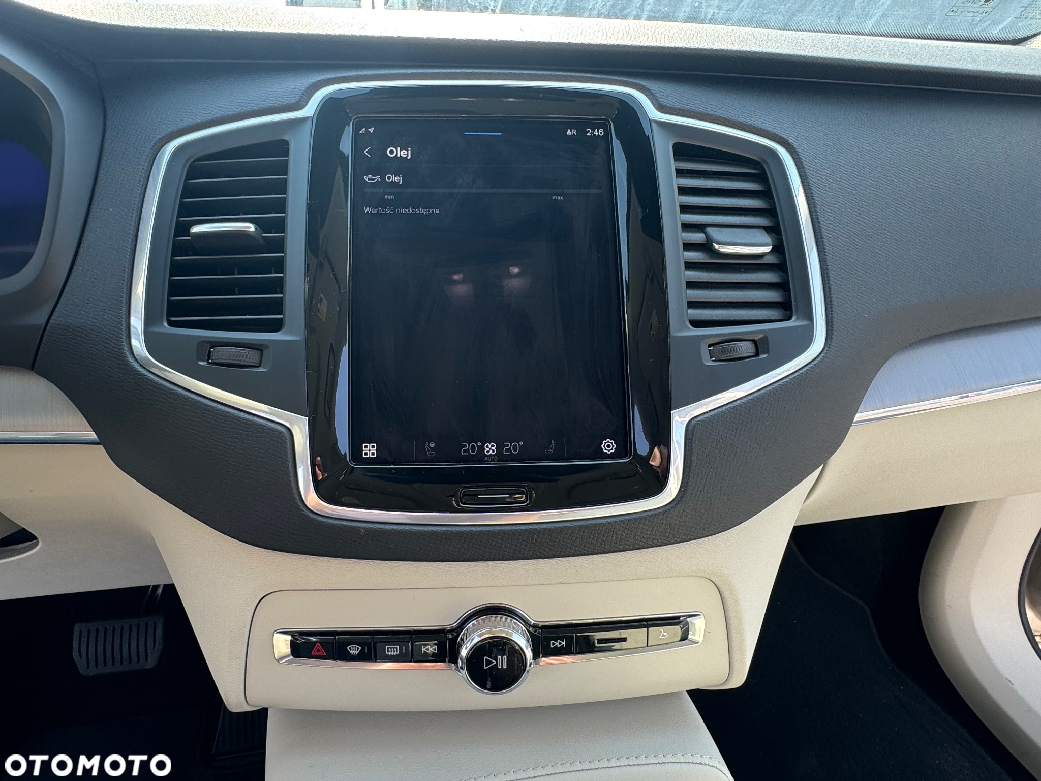 Volvo XC 90 - 31