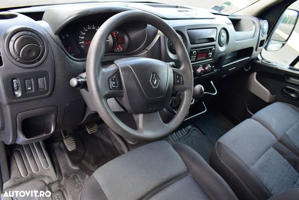 Renault Master III - 8