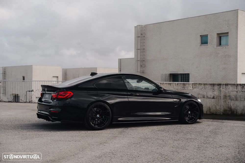 BMW M4 DKG Competition - 12