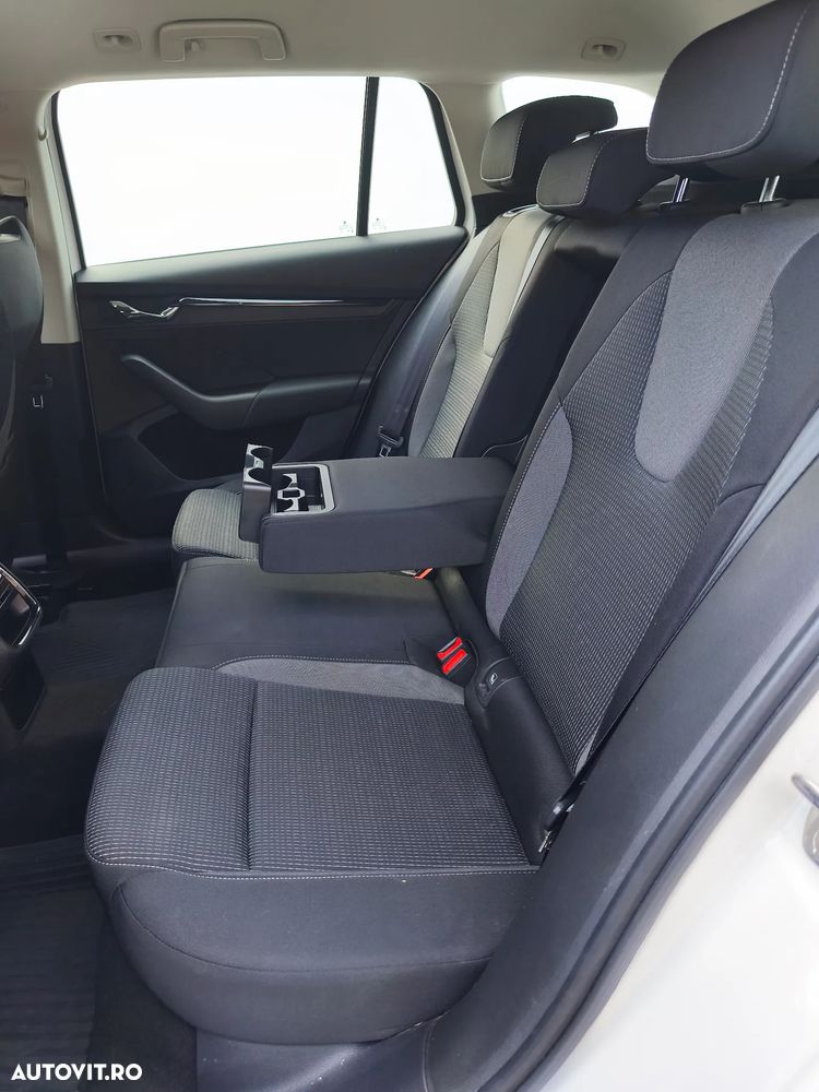 Skoda Octavia 2.0 TDI Ambition - 8