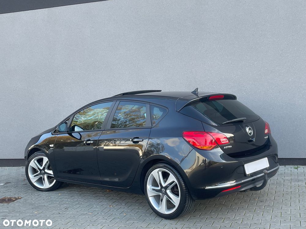 Opel Astra - 12