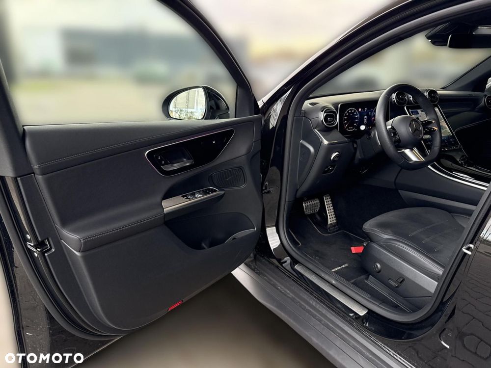 Mercedes-Benz GLC - 10