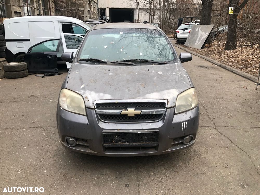 Dezmembrez Chevrolet Aveo 2008 gri benzina - 1