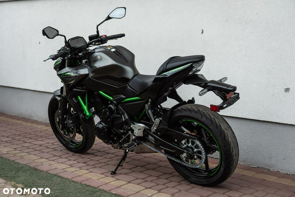 Kawasaki Z 650 - 5