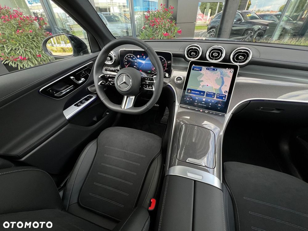 Mercedes-Benz GLC - 13