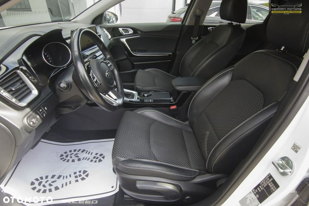 Kia XCeed 1.6 T-GDI Business Line DCT - 22