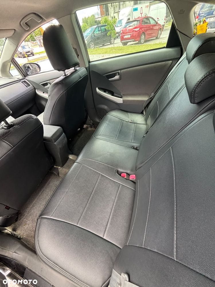 Toyota Prius - 7