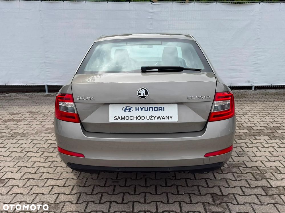 Skoda Octavia 1.4 TSI Ambition - 4